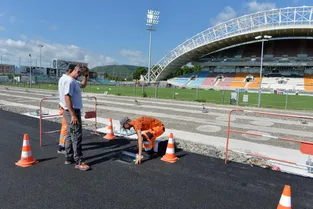 Bientôt la nouvelle tribune au stade Gabriel-Montpied de Clermont-Ferrand