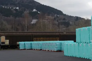 Les bouteilles d'eau du Mont-Dore vont-elles être privées de train... et devoir être toutes transportées par la route ?