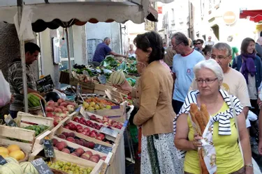 Chaque mardi et jeudi matin, la cité Saint-Gal devient un immense marché à ciel ouvert