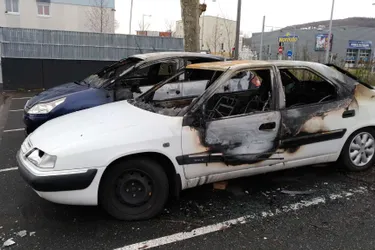Puy-de-Dôme : une quinzaine de véhicules incendiés lors de la Saint-Sylvestre