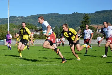 L’équipe 1 du Pays de Thiers Rugby a débuté la saison par une défaite, hier, contre Romagnat (9-31)
