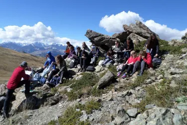 Une quarantaine de terminale S du lycée Cabanis en voyage dans les Alpes