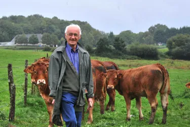 Ce Seilhacois de 78 ans a passé sa vie sur les champs de foire, de Bretagne jusqu’en Italie