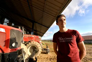 Dylan Autissier, agriculteur et créateur de tee-shirts à Boussac-Bourg en Creuse