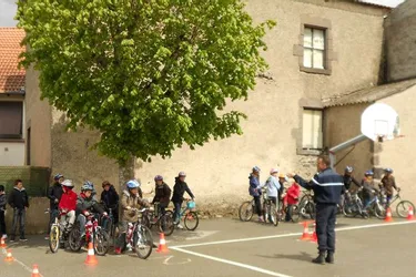 Les écoliers décrochent leur permis vélo