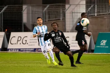 Football : l’attaquant Mathias Serin se confie sur ses ambitions avec Le Puy Foot