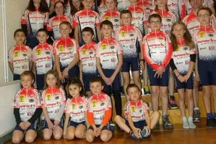 Beau bilan et nouvelles tenues pour la centaine de membres du Vélo Club Ambertois