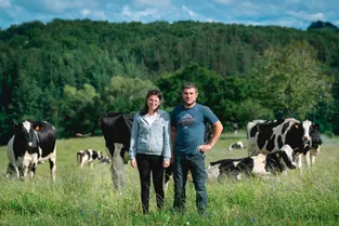 Automatisation et conversion en bio, le nouveau portrait-robot d'une exploitation laitière du Cantal