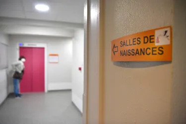 Au centre hospitalier de Moulins (Allier), la maternité assouplit légèrement les conditions d'accueil