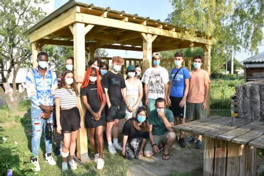 Douze jeunes ont participé à un chantier international Concordia à la Fontaine du Bac (Puy-de-Dôme)