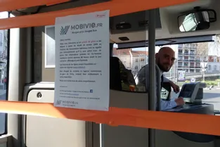 Vichy : petit carnet de voyage d'un conducteur de bus en période de confinement, sur la ligne B du réseau Mobivie