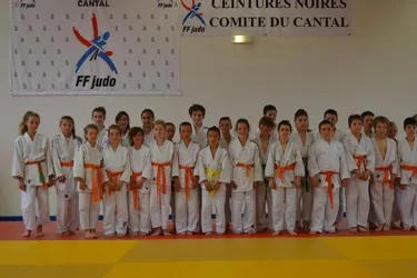 Les jeunes judokas cantaliens étaient réunis à Ytrac