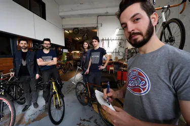 Salarié sur pédalier, salarié indemnisé : une entreprise du Puy-de-Dôme opte pour l’indemnité kilométrique à vélo