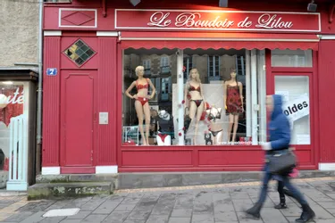 Le Boudoir de Lilou, magasin de lingerie situé place de l'hôtel de ville, à Moulins, a été cambriolé