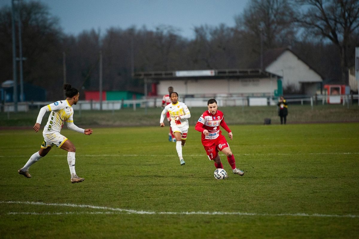 Football (National 3) : à Châtellerault, Cosne a subi les foudres d'une équipe en quête de maintien