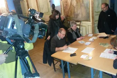 Une journée d'élections et une soirée de résultats dans le Cantal