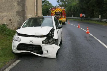 Une conductrice perd le contrôle de sa voiture sur la D 227 à Manzat (Puy-de-Dôme)