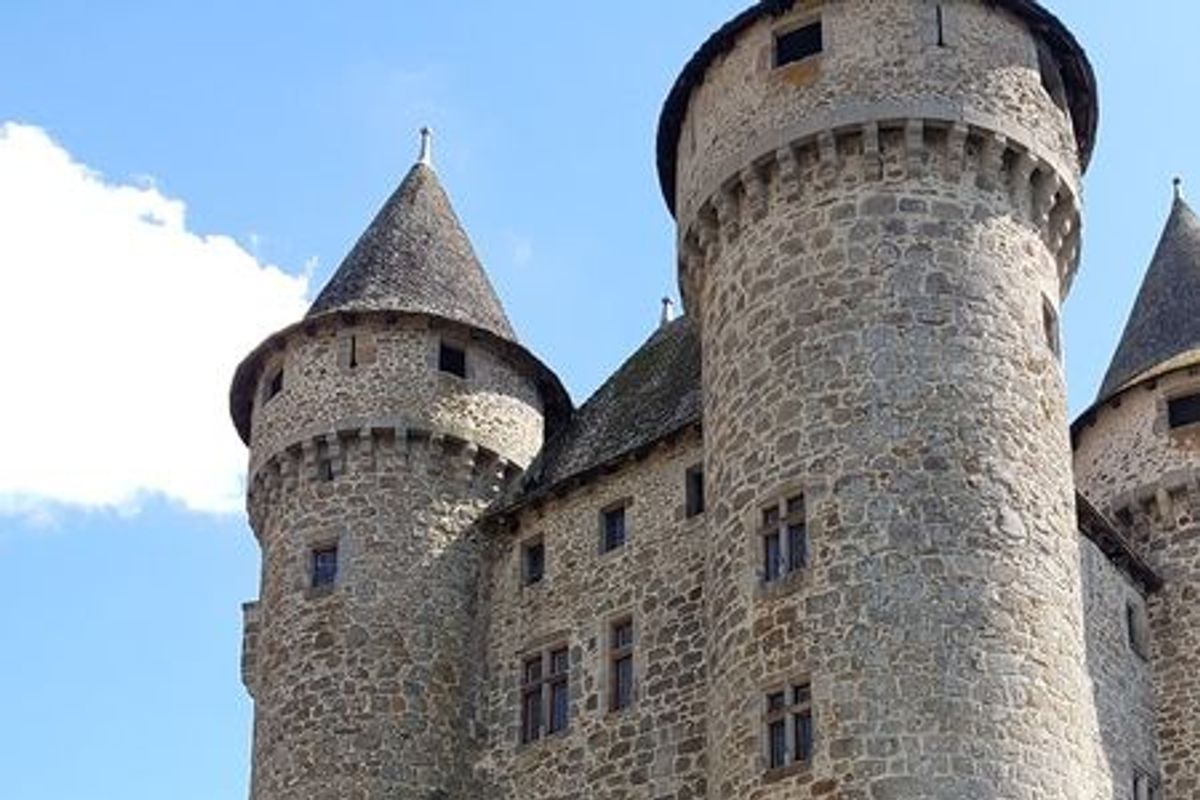 BORT LES ORGUES. Le château de Val est à l’honneur - La Montagne