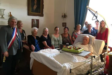 M. Juillet de Saint-Lager a été mis à l’honneur pour ses 100 ans
