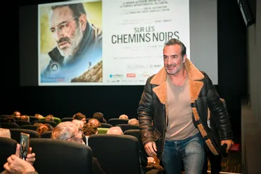 Jean Dujardin à Aurillac avec « Sur les chemins noirs », son nouveau film tourné dans le Cantal