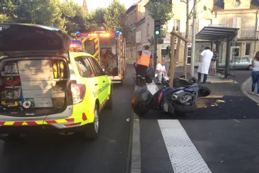 Accident de scooter place de la République, le pilote blessé