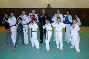 Le taekwondo développe corps et esprit
