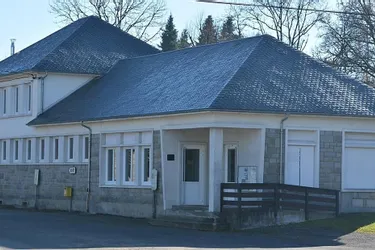 La municipalité lance le projet de réhabilitation de l’ancienne mairie-école de Sarroux-Saint-Julien (Corrèze)