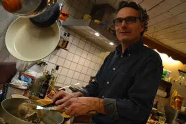 Benoît Parret, vice-président du Vélo club, qui apprécie autant manger que cuisiner