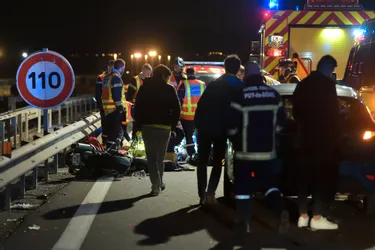 Un motard tué après un choc avec deux voitures à Clermont-Ferrand