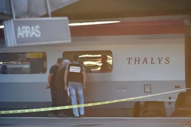 Un homme tire dans un Thalys, deux blessés