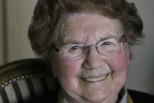 A 92 ans, la Rosière de 1939 n’a jamais quitté son quartier qu’elle a vu se métamorphoser