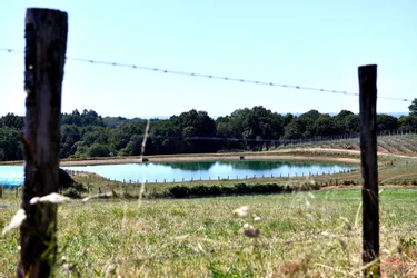 Créer des retenues d'eau à usage agricole dans le Puy-de-Dôme devrait être plus facile