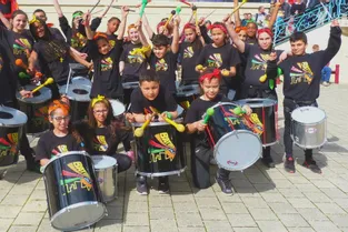 La troupe de batukada “Batuka Vi” a animé le carnaval