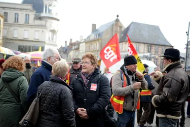 Entre 110 et 160 manifestants à Moulins, contre la précarité, à l'appel de la CGT