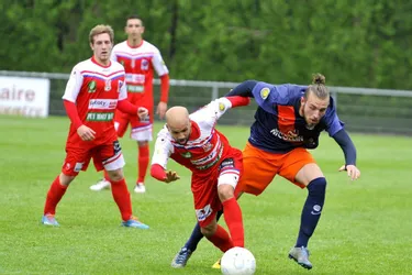 Foot - CFA2 : le Limoges FC garde la tête hors de l’eau