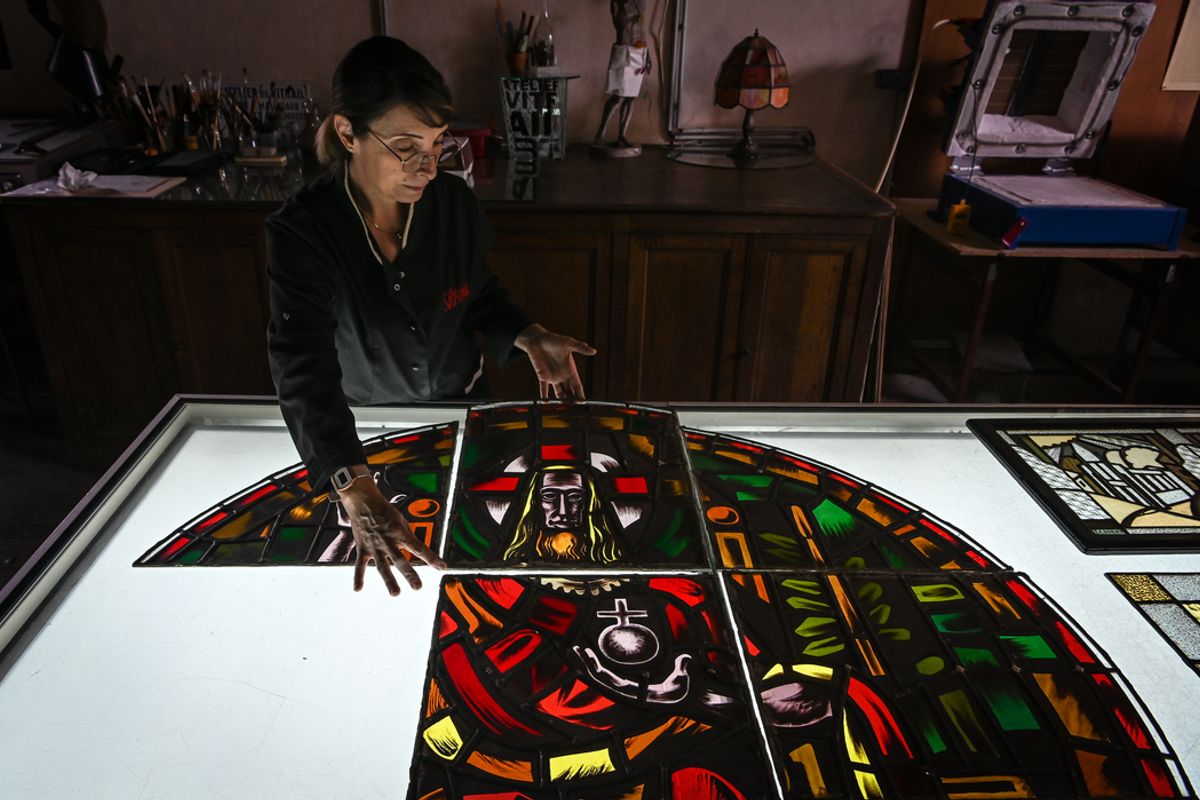 La découverte de l'Atelier du vitrail parmi les incontournables des ...