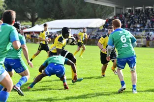Fédérale 2 : comme l’an dernier, le Rugby Causse Vézère s’offre d’un point le derby corrézien à Malemort (revoir le live vidéo)