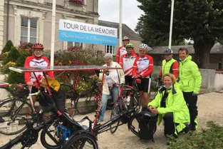 Ils réalisent un Tour de la Mémoire à vélo pour faire connaître la maladie d'Alzheimer et feront halte à Ambert, le 17 octobre