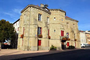 La mairie de Lezoux (Puy-de-Dôme) fermée au public