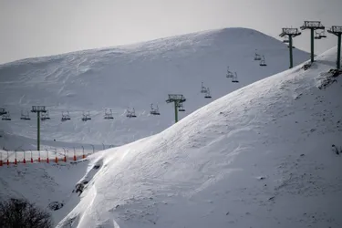 Les stations de ski de France et du Sancy vont toucher une indemnité après un hiver sans remontées mécaniques