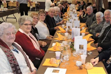 Une soixantaine d’aînés au repas du CCAS