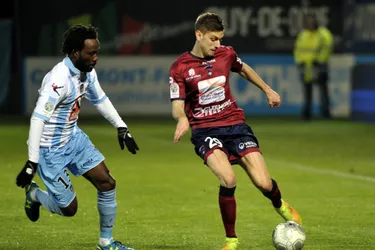 Ligue 2 : Clermont ramène le nul d'Avignon (Revivez le live)