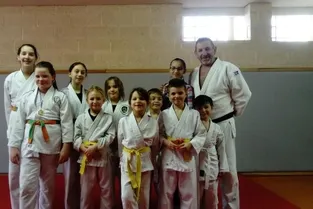 Les jeunes judokas en compétition