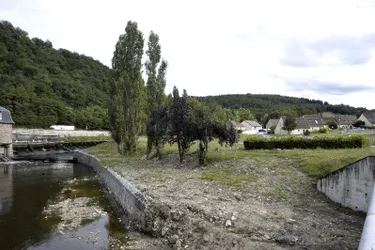 Un corps portant des traces de coups retrouvé dans la Creuse
