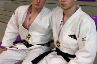 Deux judokas à la Coupe de France