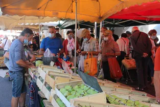 Le port du masque obligatoire sur le marché du Puy-en-Velay à partir du samedi 15 août