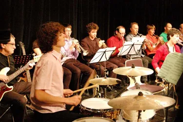 Le Big Band de l’UDSM et le Jazz Ensemble de Tulle en concert