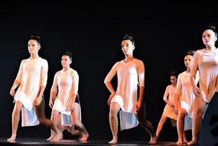 Ballet Studio a présenté un spectacle, en forme de bilan de dix ans d’activité