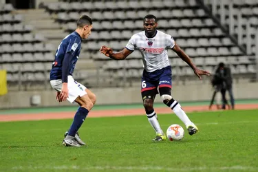 Ligue 2 (Clermont Foot) /Ekobo forfait à Ajaccio