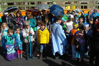 Un carnaval et une inauguration d’une fresque à l’école Saint-André